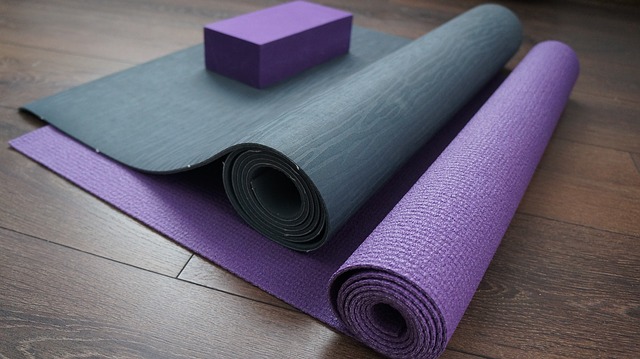 yoga equipment matt and block